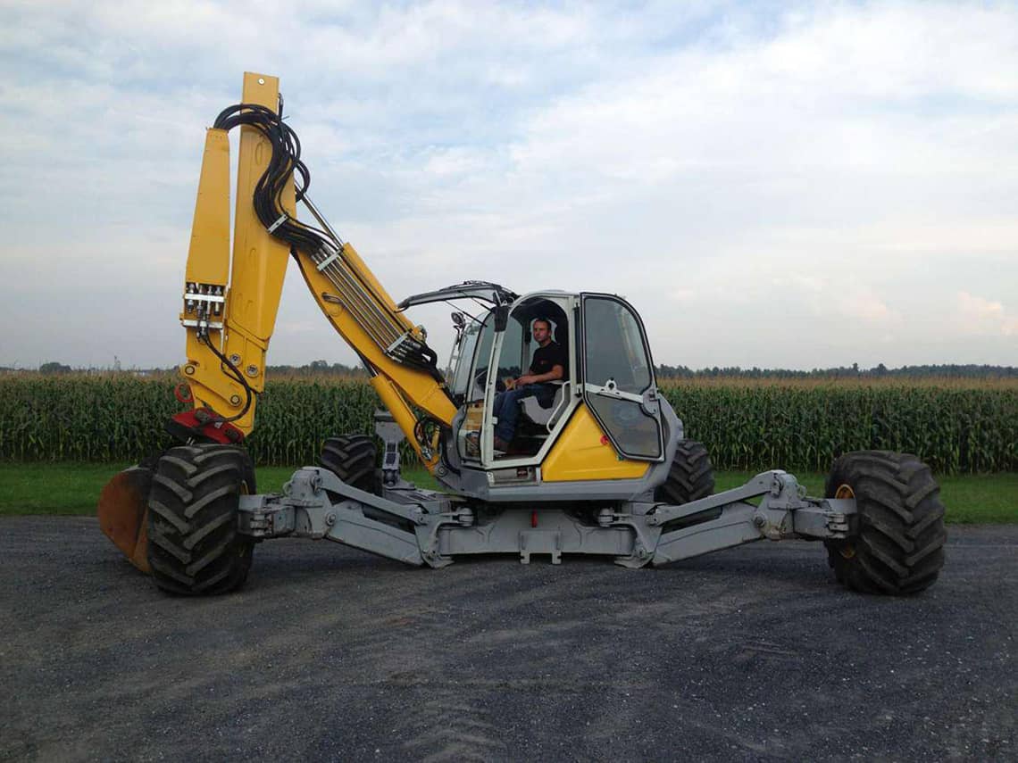 travaux avec pelle araignée